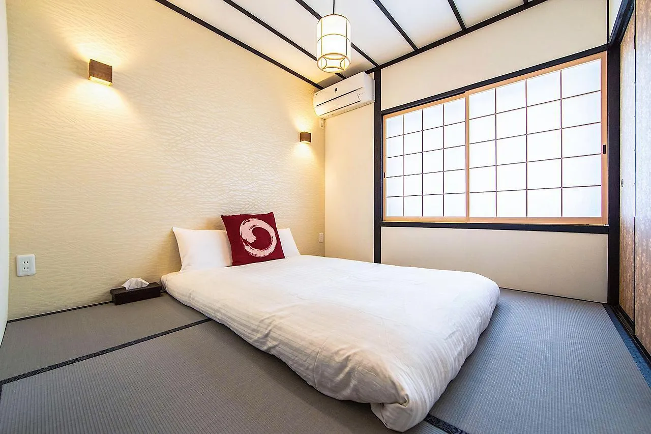 Hébergement de vacances Villa Zebrahouse Morinomiya à Ōsaka Japon